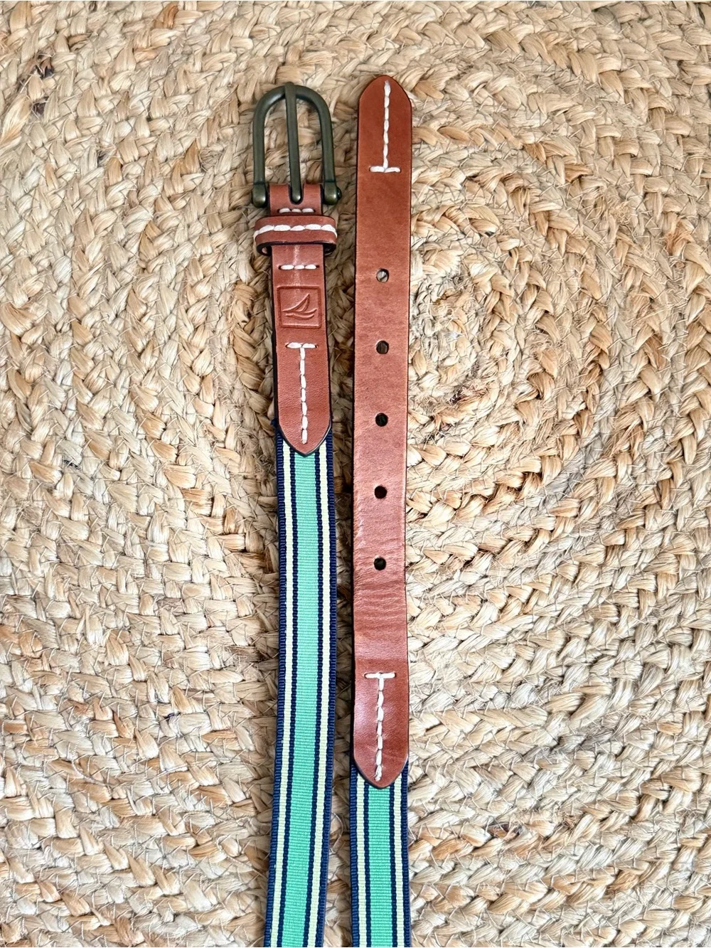🌾 Sperry Women’s Leather Belt with Green and Navy Striped Nylon